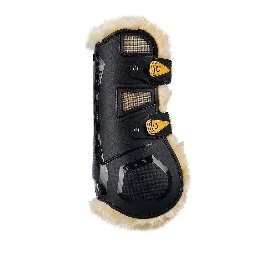 Protectores de tendones para caballos en poliuretano con cuero de cordero sintético